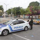 En el sitio, este viernes, agentes policiales realizaron resguardo en la zona y efectuaron controles a carros y motos.