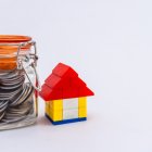 El Bono de Desarrollo Humano y los otros subsidios que otorga el Estado.