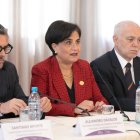 Cita. La canciller de Ecuador Gabriela Sommerfeld, se reunió con los diplomáticos de Ecuador para analizar las decisiones tomadas.