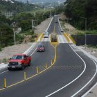 La construcción del puente se inició en noviembre del 2023 y culminó a finales de enero, sirve como conexión entre los valles.
