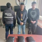 Detención. Dos de los detenidos que intentaban pasar la droga.