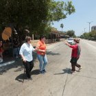 1. Grupo. A diario, es común observar a decenas de adultos mayores transitar por avenidas de la Alborada para desarrollar diversas actividades. Ellos piden más espacios de ocio