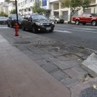 Estado. La comunidad se queja por malos olores y calles dañadas.