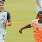 Justin Lerma (d) se estrenó con los rayados en LigaPro. Tiene a Kendry Páez (i) como uno de sus referentes.