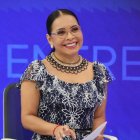 La presidenta del CNE, Diana Atamaint, durante la entrevista con Teleamazonas.