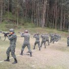 La pregunta J de la consulta se refiere a la entrega de las armas, que sean material de un delito, para uso inmediato de policías y FF.AA.