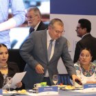 Miembros del CNE explican sobre los procesos técnicos que se llevarán a cabo en las elecciones de la consulta popular.