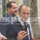 Proceso. Pólit y su familia se han portado agresivos con la prensa en medio de las coberturas sobre el proceso legal. Piden desalojar a los periodistas del lugar.