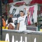 El delantero paraguayo Álex Arce marcó los dos goles de la victoria como local de Liga de Quito sobre Delfín.