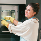 ¿Cómo se limpia el microondas sin esfuerzo? Aquí te lo enseñamos