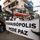 Habitantes de la favela Paraisópolis se manifiestan para exigir paz en Sao Paulo (Brasil).