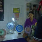 Crece la demanda de ventiladores portátiles. Sus precios están desde los $ 8 hasta los $ 22.