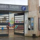 En Manabí se registraron algunas complicaciones a la hora de votar en los recintos, por la lluvia.