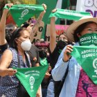 Las mujeres exigen leyes que las favorezcan y no las castiguen por ejercer su derecho.