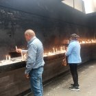 Basílica. Turistas oraron por el futuro del país, según dijeron.