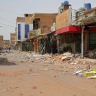 Las calles y domicilios han quedado destruidos por la llegada de las guerrillas.