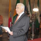 El exministro Santos Alvite llegó a la Asamblea, antes de instalarse la sesión que tratará el juicio político en su contra por la crisis de energía.