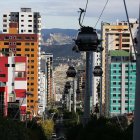 Cabinas del transporte por cable "Mi Teleférico", el 27 de marzo de 2024 en La Paz (Bolivia).