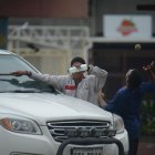 Plaza Dañín. En esta avenida se ha vuelto común ver a los limpiaparabrisas en grupo, siendo sus integrantes en su mayoría niños.