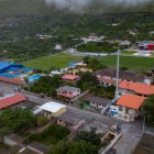 Foto aéreade la población de Perucho, parte de la Ruta Escondida de Quito alberga tesoros en forma de historia, cultura, naturaleza y gastronomía.