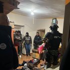 La Policía detuvo a dos personas.