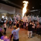 Ciudad de Panamá. Partidarios de la candidata independiente, Maribel Gordón, durante el cierre de campaña.