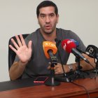 El ministro encargado de Energía, Roberto Luque, durante una rueda de prensa la tarde de este domingo 5 de mayo.