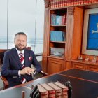 Daniel Frías es un abogado guayaquileño que aspira a ser el nuevo Defensor Público