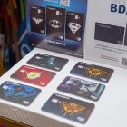 Plástico.- Las tarjetas que usa el Banco del Austro y por la que recibió un galardón.