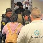 Expulsión y regreso a Ecuador de dos personas cercanas a Fito en Argentina.