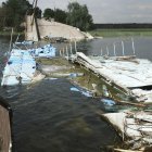 Vista de un puente dañado en la aldea de Rubizhne, cerca de Vovchansk, región de Járkov, noreste de Ucrania, 12 de mayo de 2024, en medio de la invasión rusa.