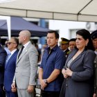 El aumento del IVA, la crisis diplomática con México y los apagones incideron en la imgaen de Noboa.