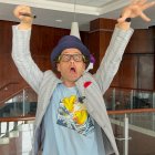 El mago Max Anton Dellepiane es el encargado de llevar sus secretos mágicos a los niños