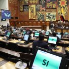 Unanimidad. Las reformas a la Ley de Movilidad Humana fueron aprobadas. La disposición transitoria para cambiar la Ley de Servicio Exterior no pasó.