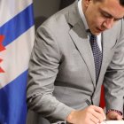 Daniel Noboa firmó el Decreto 273, donde cesa a Alan Sierra y encarga la UAFE a José Neira Hanze.