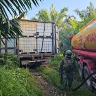 En la Amazonía ecuatoriana se vuelve cada vez más común detectar el contrabando de combustible.