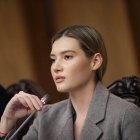 La ministra de Ambiente, Sade Fritschi, ha sido objeto de críticas por su gestión.