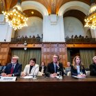 Resolución. Los representantes de Ecuador y sus abogados escucharon la resolución de la CIJ ayer.