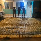 La Armada del Ecuador decomisó 511 bloques de sustancias sujetas a fiscalización en el interior de una embarcación en aguas esmeraldeñas.