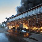 El ataque ruso dejó lleno de llamas la estructura del hipermercado