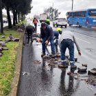 El desprendimiento de adoquines de la calle Aurelio Guerrero llegó hasta la Av. Simón Bolívar