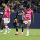 El extremo Alexander Bolaños (d) jugó nueve partidos de LigaPro y tres de la Copa Libertadores con Independiente del Valle.