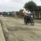 Pedido. La ciudadanía convive con un sinfín de baches. Moradores solicitan la intervención del Cabildo.