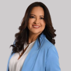 El presidente Daniel Noboa designó a Alba Guevara Bárcenes como Directora General de la Unidad de Gestión y Regularización, pero ella negó que haya conocido del proceso.