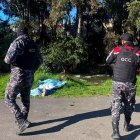 El cuerpo de la víctima presenta signos de violencia, según información de la Policía.