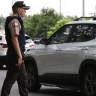 Hecho. En la imagen, el vehículo de la persona atacada el 30 de mayo en el sector.