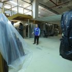 Escenario. Las reservas están en riesgo, pues las piezas se cubren con plásticos debido a la filtración de agua.