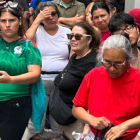 Mexicanos residentes en Nueva York asisten a votar en las elecciones generales de su país este domingo
