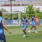 Carlos Gruezo en pleno entrenamiento en Filadelfia.