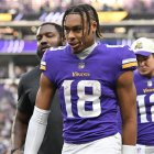 Jefferson supera los contratos que lograron los receptores Arthur Juan Brown, de Philadelphia Eagles, de 32 millones anuales; y Amon-Ra St. Brown de Detroit Lions, con 30 millones por campaña.